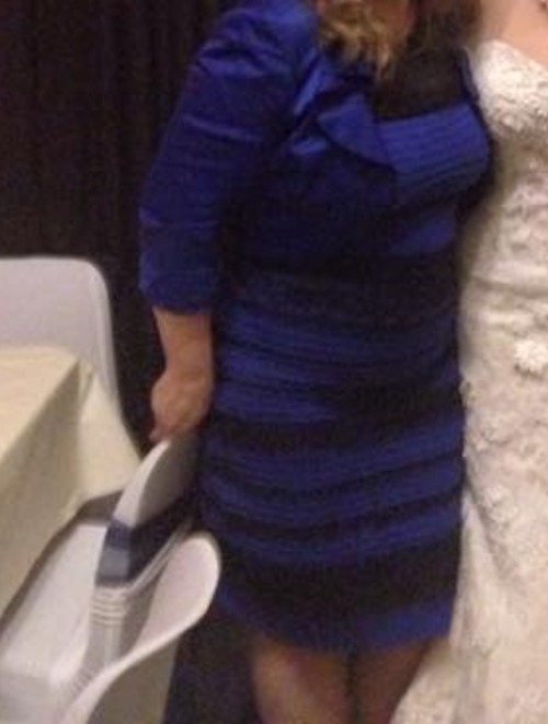 De quelle couleur est la robe Enigme Facile