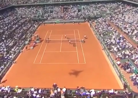 avion-roland-garros-2015